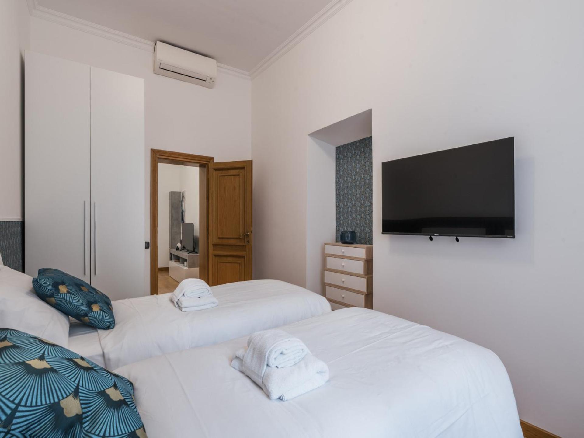The Rent - Four-room A Few Steps From The Trevi Fountain Apartamento